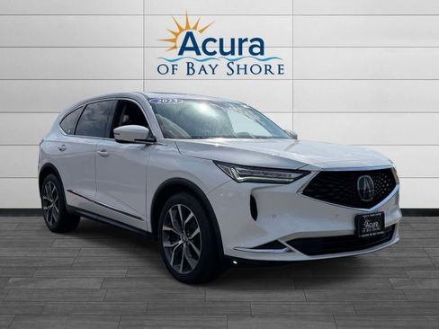 Used 2023 Acura MDX SH-AWD w/ Technology Package image 4