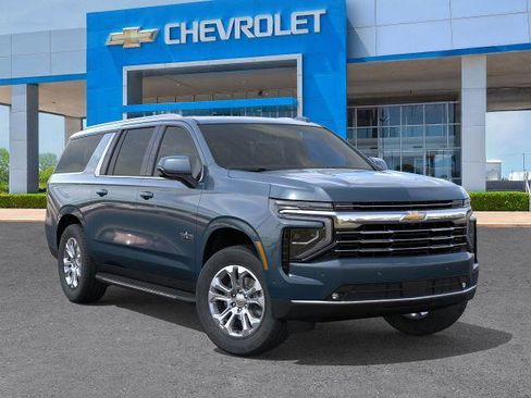 New 2026 Chevrolet Suburban LT image 34