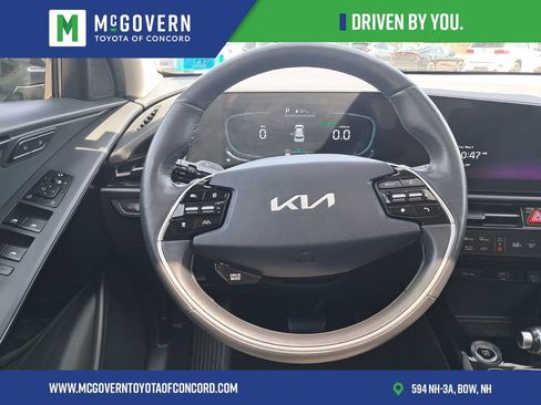 Used 2023 Kia Niro FWD image 27