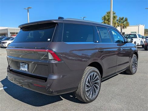 New 2025 Lincoln Navigator Black Label image 4