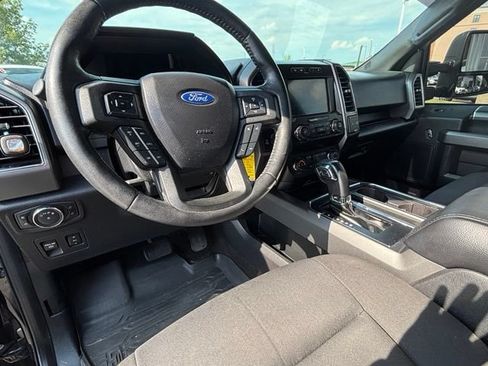 Used 2019 Ford F150 XLT w/ Equipment Group 302A Luxury AWD/4WD image 17