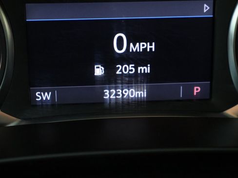 Used 2025 Chevrolet Blazer LT image 29