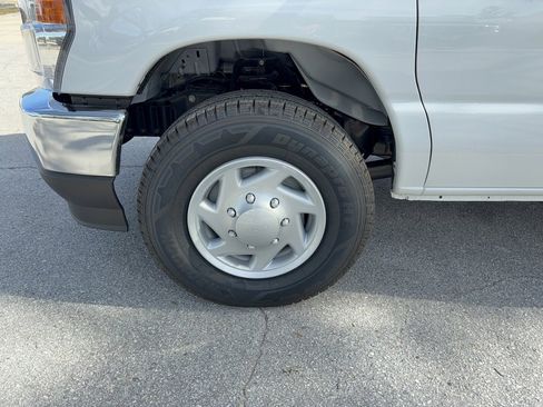 New 2026 Ford E-350 and Econoline 350 Super Duty w/ Power Equipment Group image 32