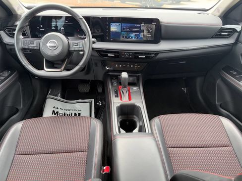 Used 2025 Nissan Kicks SR FWD image 21