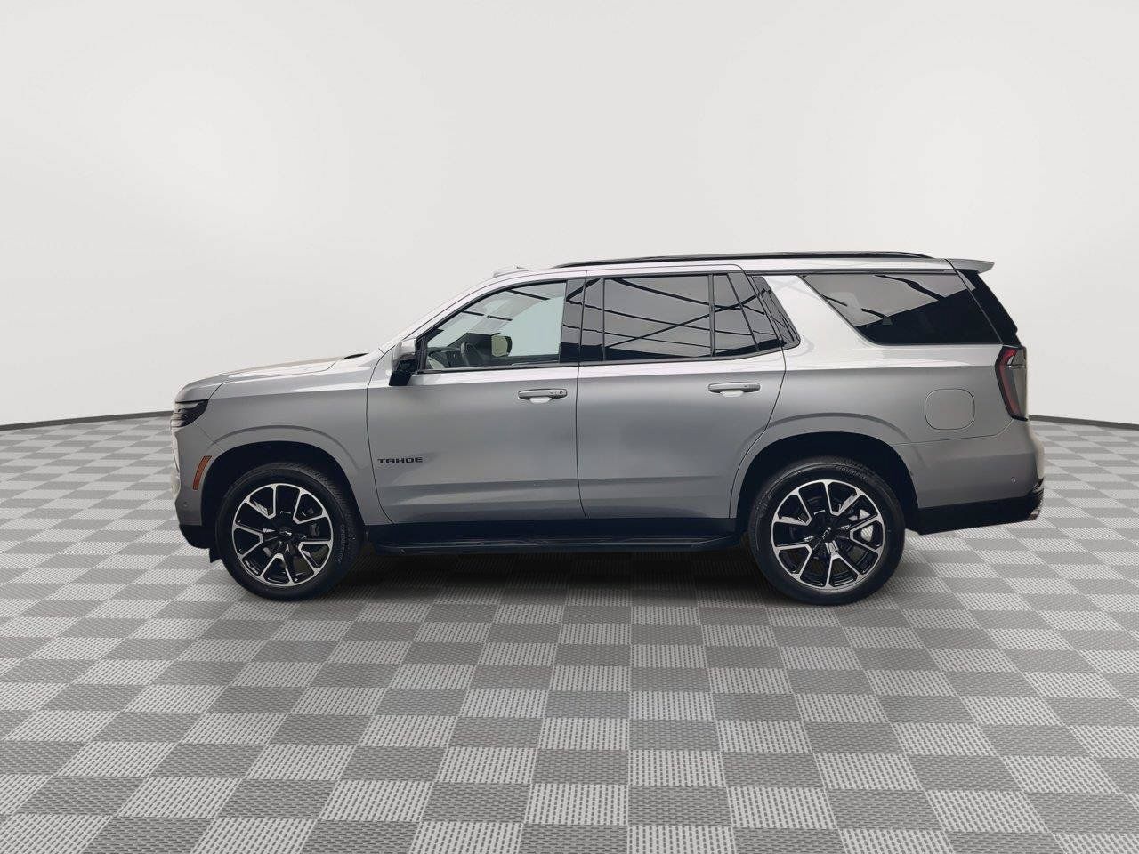 Certified 2025 Chevrolet Tahoe RST w/ Advanced Technology Package AWD/4WD image 41