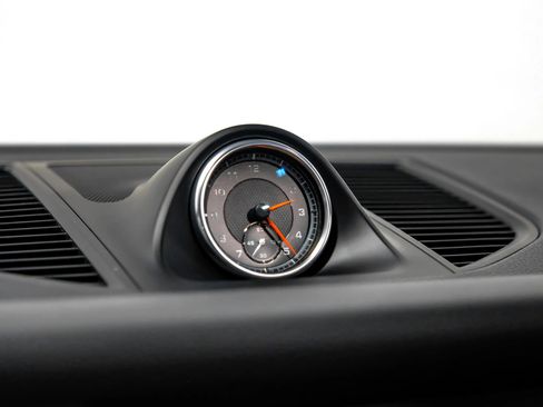 Used 2015 Porsche Macan S image 22