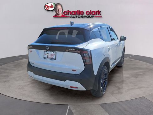 New 2026 Nissan Kicks SR FWD image 6