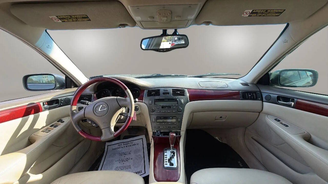 Used 2002 Lexus ES 330 FWD image 13