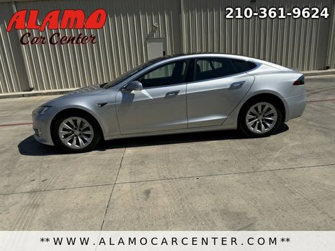 Used 2018 Tesla Model S 100D image 3