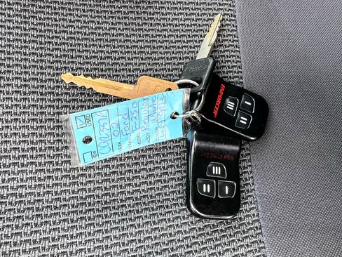 Used 2002 Ford F250 XL image 48