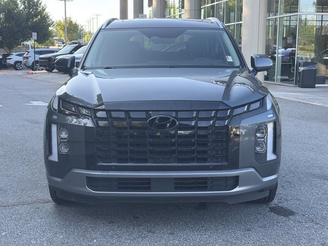 Used 2024 Hyundai Palisade Limited FWD image 2