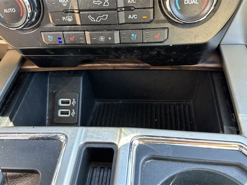 Used 2018 Ford F150 Lariat image 55