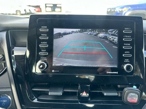 Used 2023 Toyota Camry SE image 12