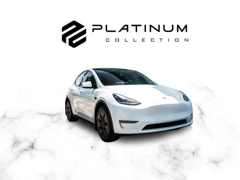Used 2024 Tesla Model Y 2WD image 1