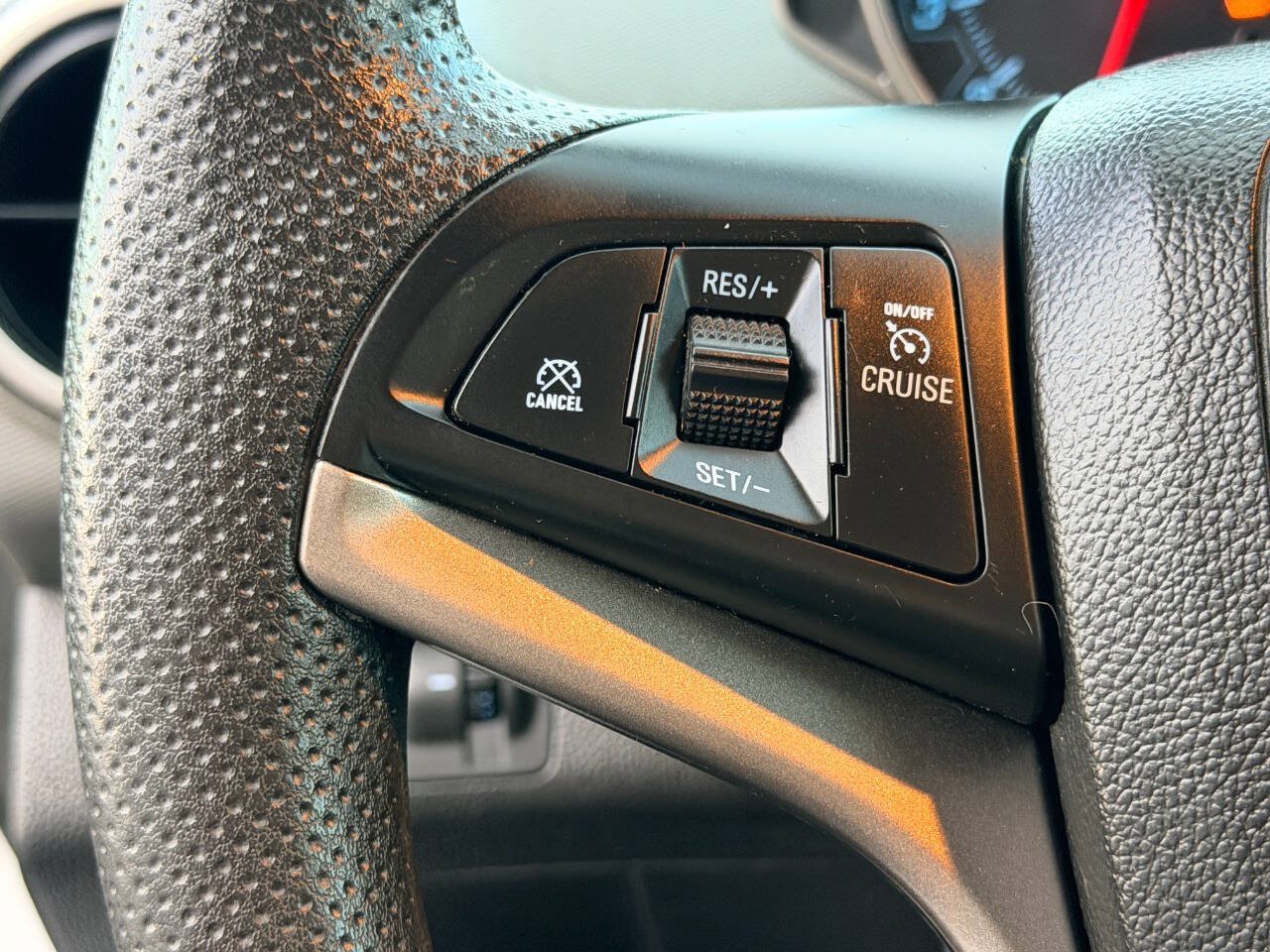 Used 2016 Chevrolet Sonic LT FWD image 30