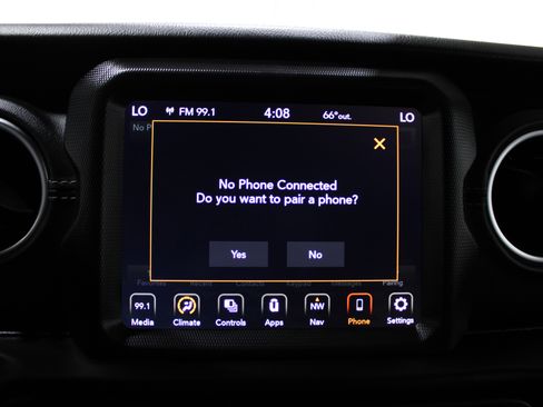 Used 2022 Jeep Wrangler Unlimited Sahara w/ Safety Group image 19