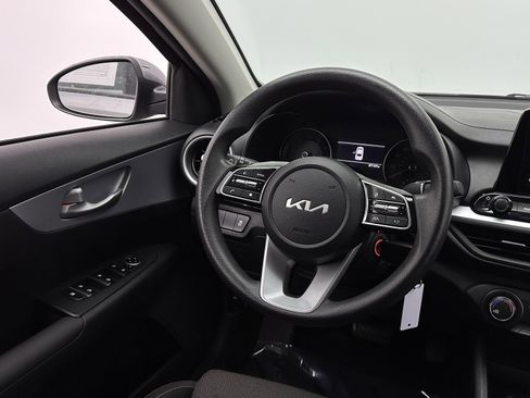 Used 2024 Kia Forte LXS image 23