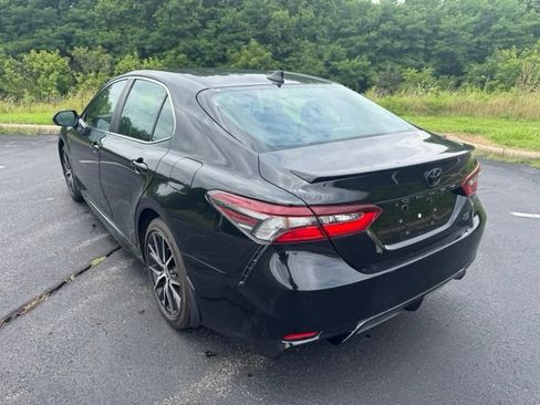 Certified 2024 Toyota Camry SE FWD image 5
