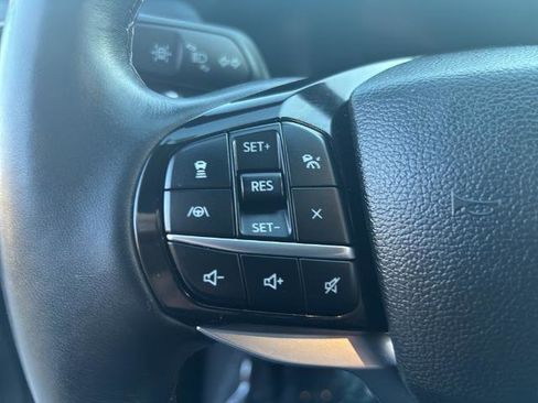 Certified 2024 Ford Explorer Platinum w/ Technology Package image 22