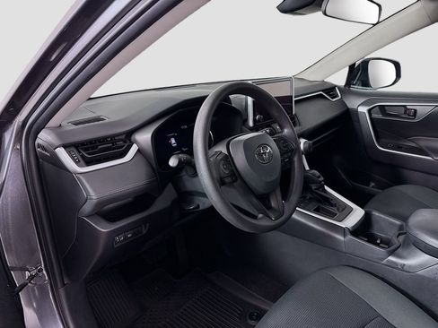Certified 2023 Toyota RAV4 LE FWD image 9