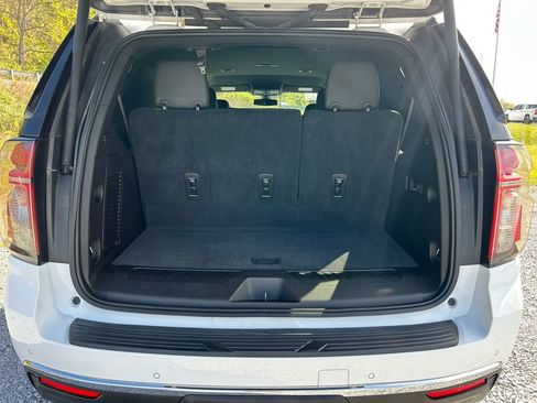 Used 2021 Chevrolet Tahoe LT w/ Luxury Package image 24