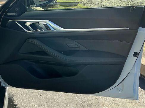 Used 2025 BMW 430i xDrive w/ M Sport Package image 25