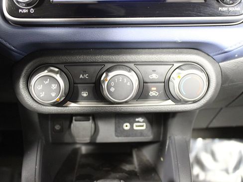Used 2024 Nissan Versa SV w/ Trunk Package FWD image 22