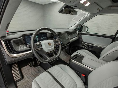 Used 2023 Rivian R1S Adventure image 17