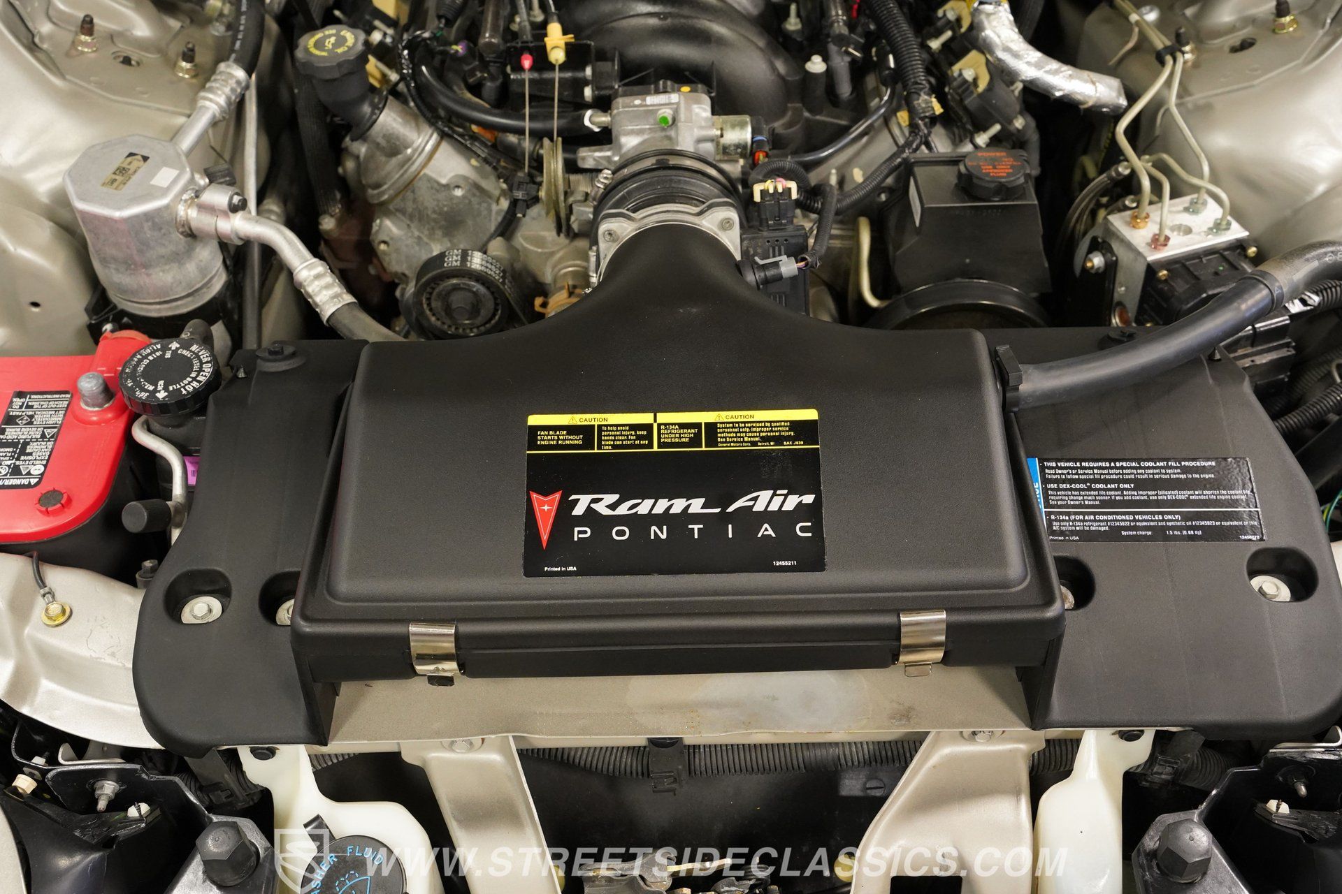 Used 2001 Pontiac Firebird Trans Am RWD image 35