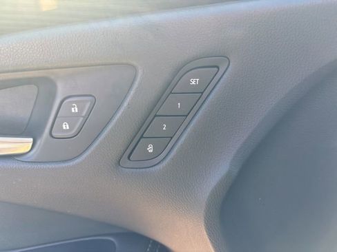 Used 2020 Buick Envision Essence w/ Experience Buick Package image 27