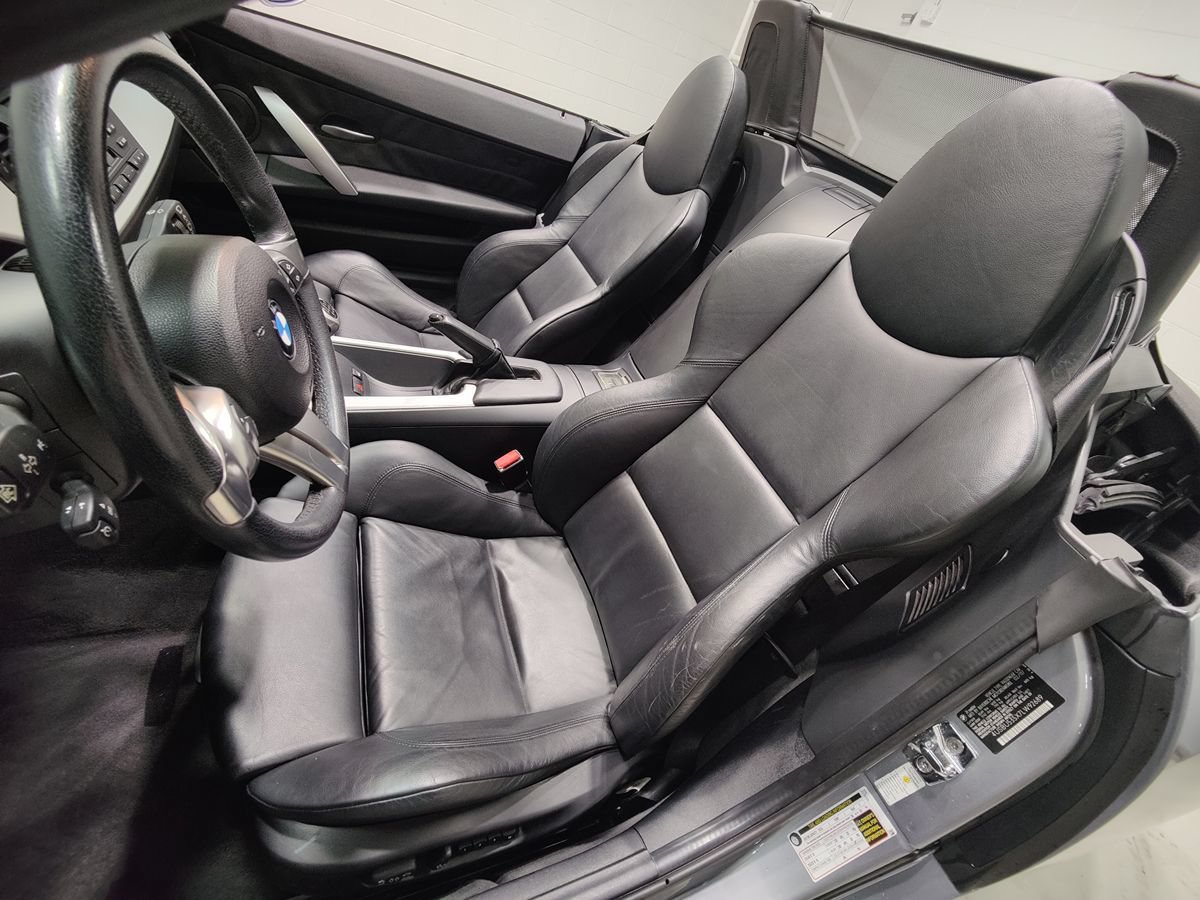 Used 2007 BMW Z4 3.0si RWD image 27