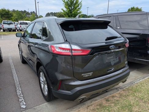 Used 2019 Ford Edge SEL w/ Equipment Group 201A FWD image 4