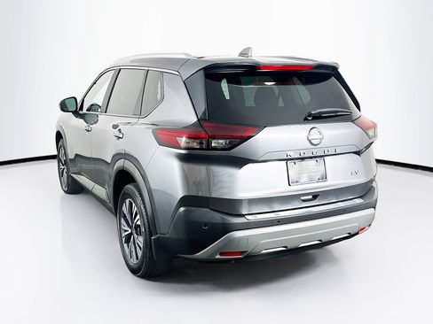 Used 2023 Nissan Rogue SV w/ SV Premium B Package FWD image 5
