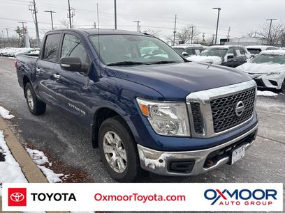 Used 2018 Nissan Titan SV w/ SV Convenience Package