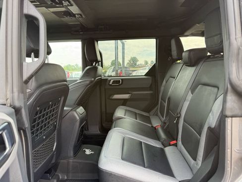 Used 2022 Ford Bronco Black Diamond AWD/4WD image 19