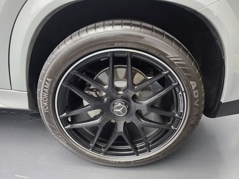 Used 2024 Mercedes-Benz GLE 53 AMG 4MATIC Coupe image 16