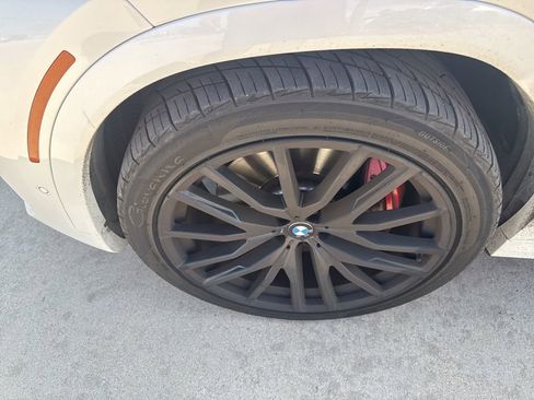 Used 2021 BMW X6 M50i w/ Executive Package image 9