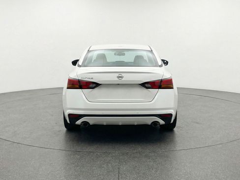 Used 2025 Nissan Altima 2.5 SV image 7