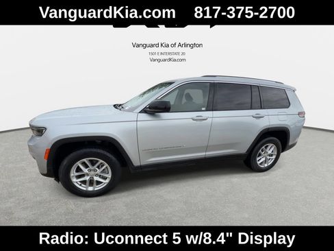 Used 2022 Jeep Grand Cherokee L Laredo w/ Luxury Tech Group I RWD image 5