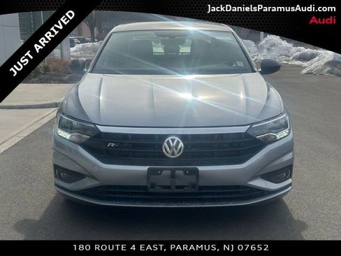 Used 2020 Volkswagen Jetta R-Line w/ R-Line Cold Weather Package image 2