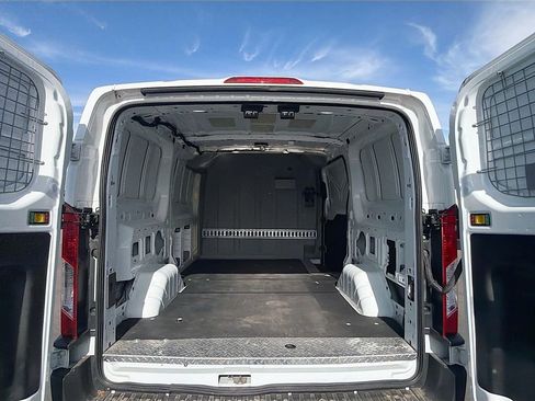 Used 2023 Ford Transit 250 Low Roof AWD image 24