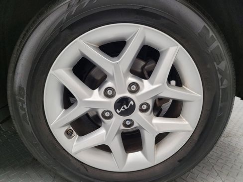 Used 2024 Kia Soul LX w/ Option Group 015 image 31