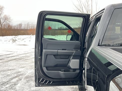 Used 2024 Ford F150 XLT w/ Equipment Group 303A High image 38