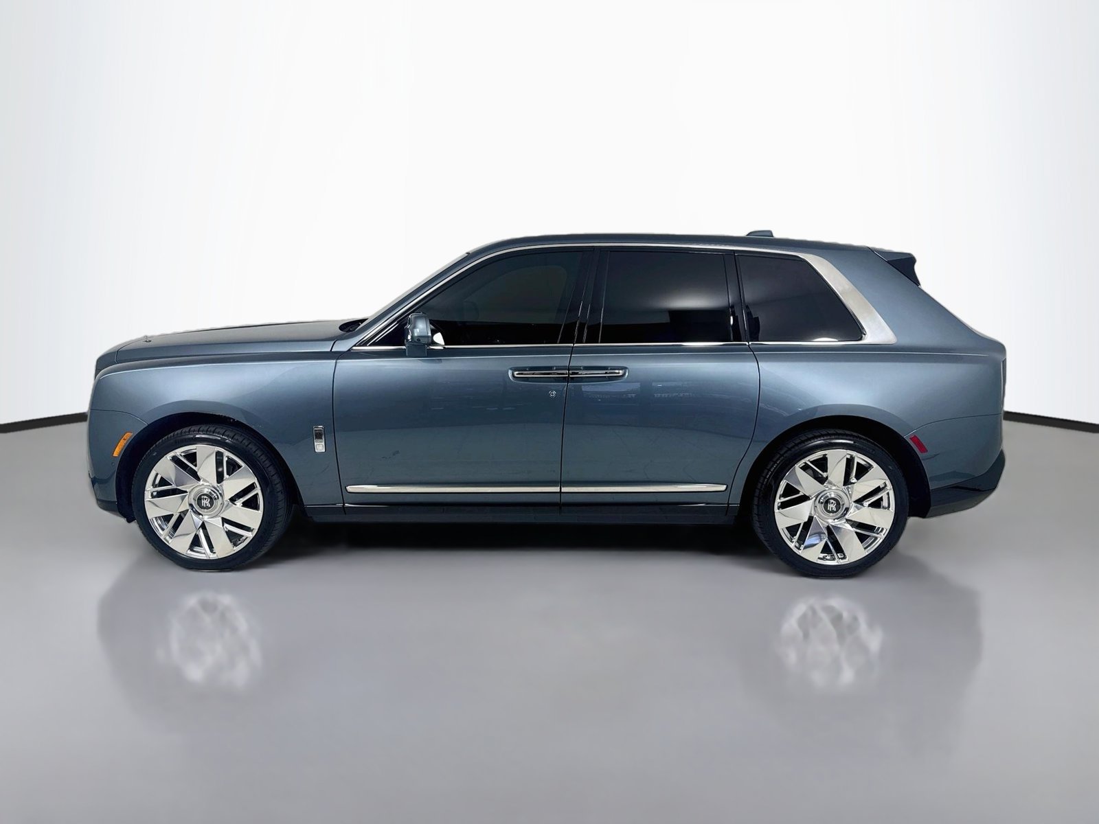 Certified 2026 Rolls-Royce Cullinan AWD/4WD image 6