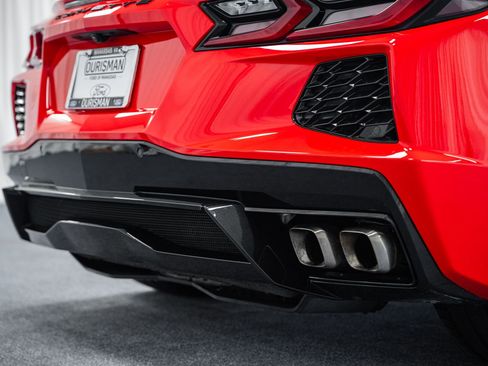 Used 2020 Chevrolet Corvette Stingray Coupe w/ 1LT RWD image 7