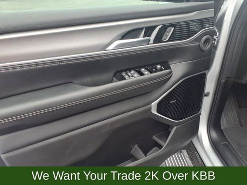 New 2026 Jeep Grand Wagoneer Limited image 8