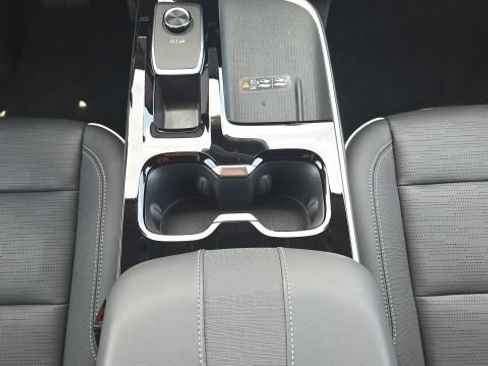 Used 2025 Buick Enclave Sport Touring w/ Power Package FWD image 40