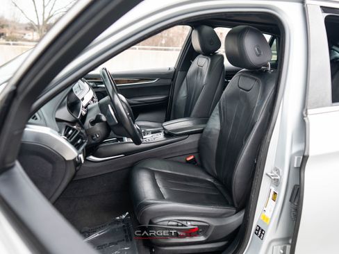 Used 2019 BMW X6 xDrive35i w/ Premium Package image 16