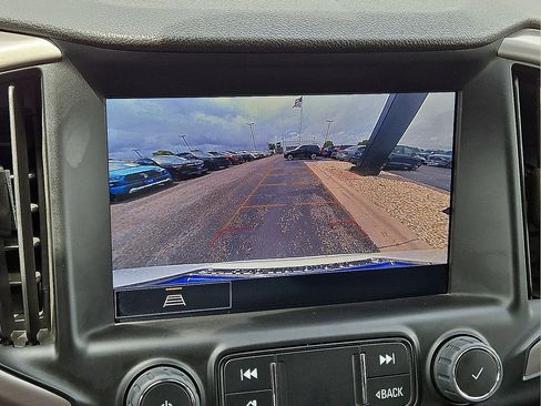 Used 2023 GMC Terrain AT4 image 22