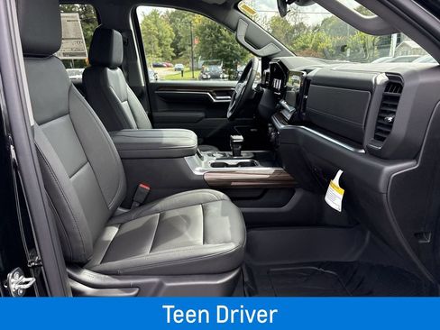 New 2026 Chevrolet Silverado 1500 RST w/ RST All Star Premium Package image 30